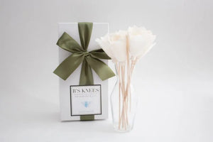 Open image in slideshow, Classic Natural Reed Diffuser

