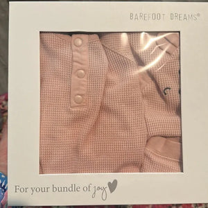 Open image in slideshow, MC Waffle Knit Baby Bundle
